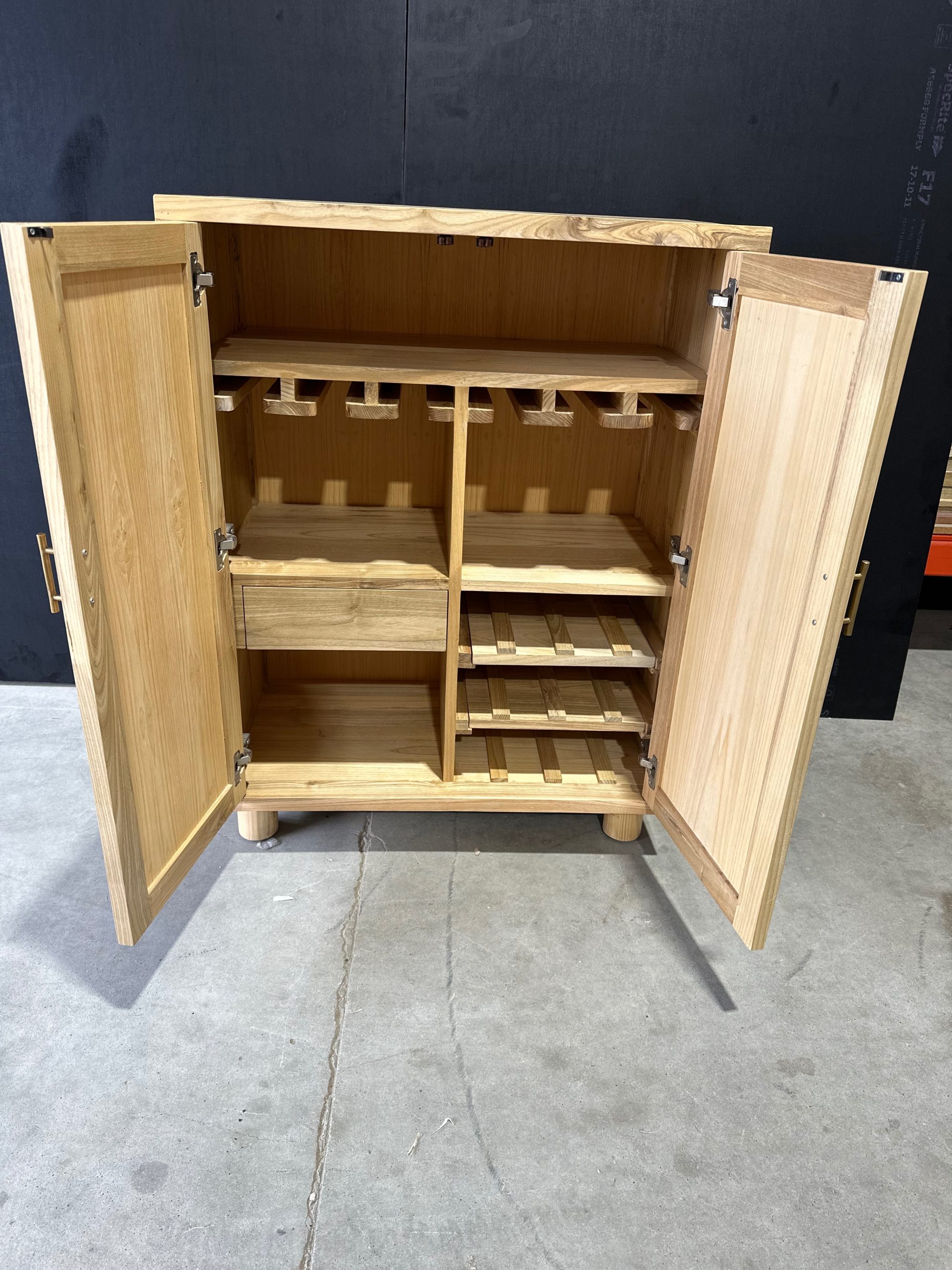 Bar Cabinet - Image 4